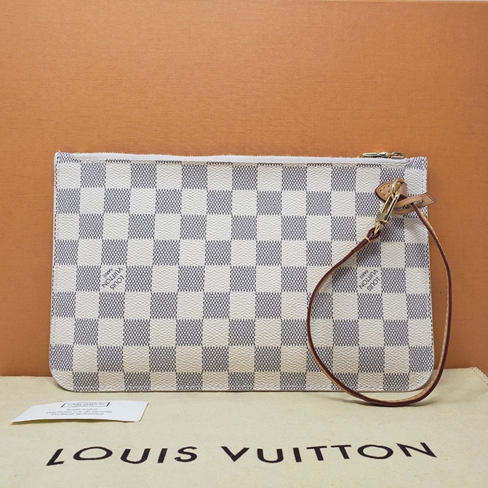 Louis Vuitton NeverFull Damier Wristlet
